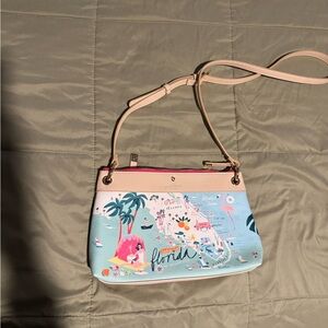 Spartina 449 Blue and Cream Crossbody Bag with Floral Print (Florida)